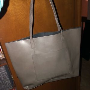 Tote
